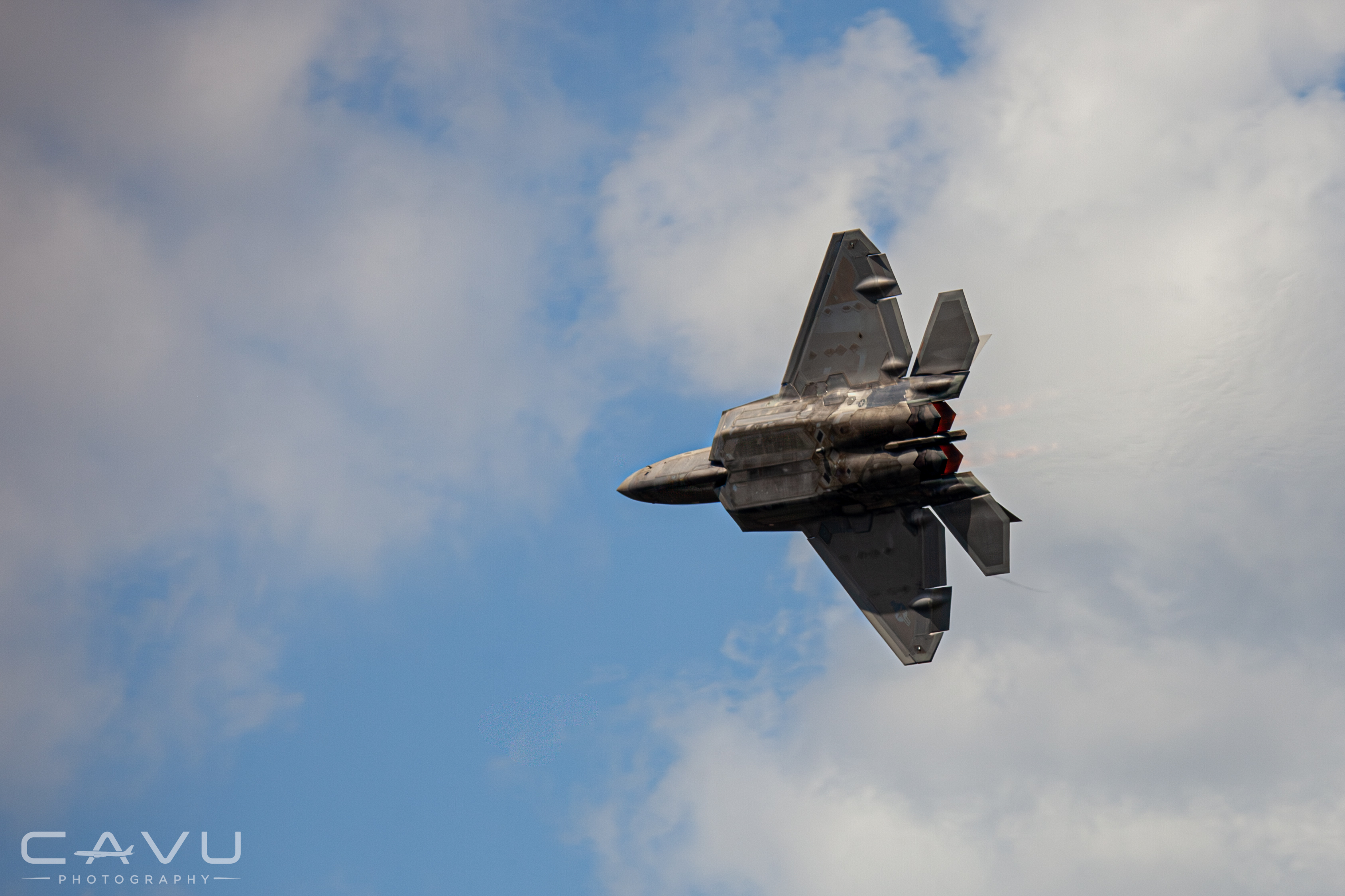 F-22 Turning Away