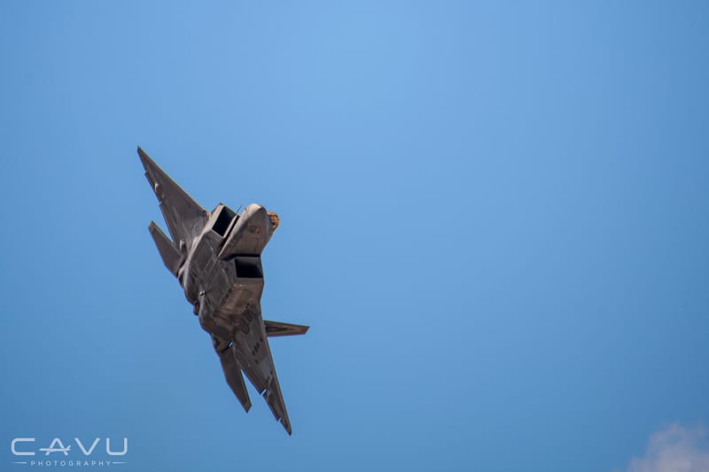 F-22 Weapons Bay Pass